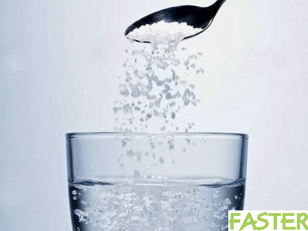 Mẹo làm sạch nhà bếp với giấm và muối