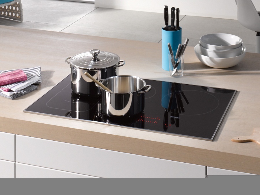 Hướng dẫn sử dụng bếp điện từ nhập khẩu Faster đúng cách và an toàn